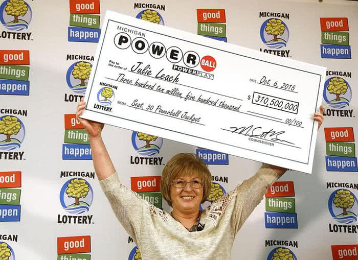Julie Leach Powerball lottery winner